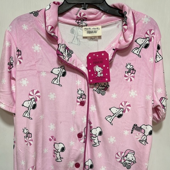 NWT MUNKI MUNKI PINK SNOOPY CHRISTMAS PAJAMAS CANDY CANES & PEPPERMINTS - Picture 2 of 9
